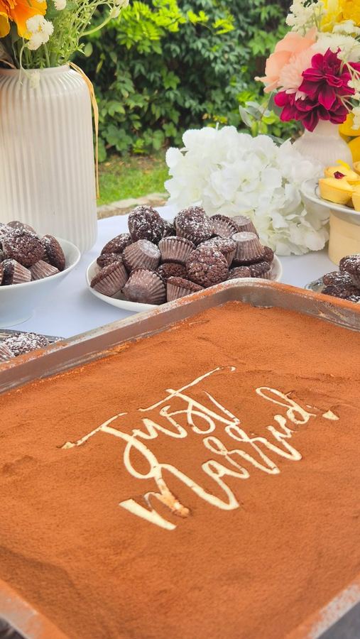 Tiramisu XXL Just Married servi au brunch de mariage du Château Rasque